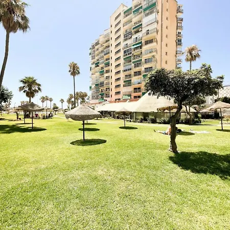 Vistas Al Mar A 1 Min De Playa Con Parkig Gratis * Benalmadena